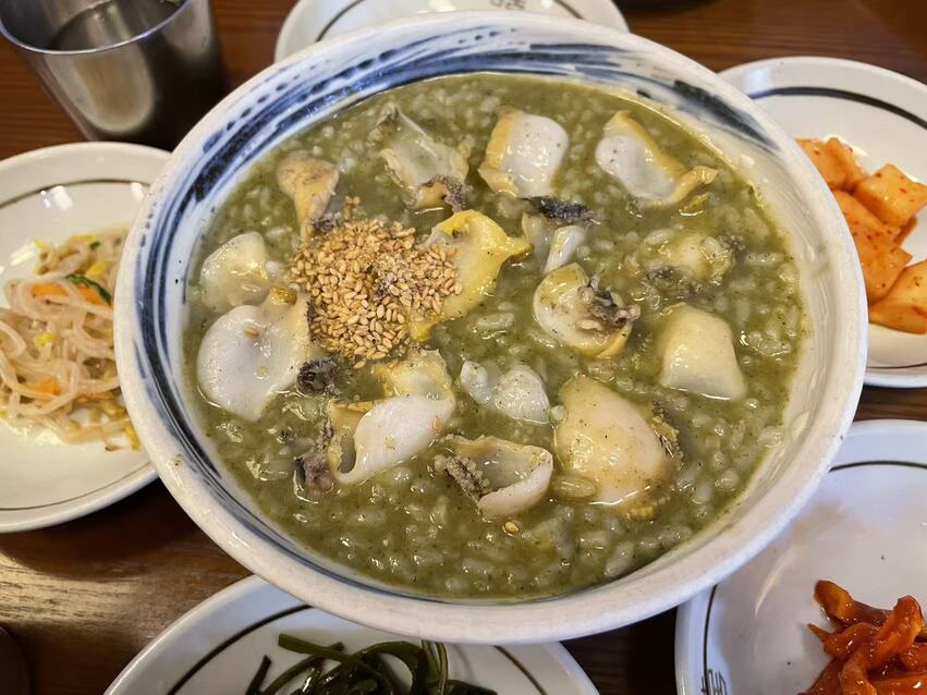 多加了一份鲍鱼 旅游不能再抠了